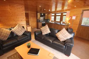 Ardlui Lochside Lodges - Image 4
