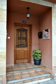 Puerta De La Villa - Image 3