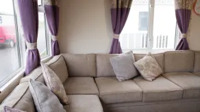 Luxury 2 Bedroom Caravan at Mersea Island Holiday - Image 4
