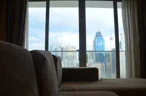 KL Skyline Hostel & Rooftop Infinity Skypool - Image 2