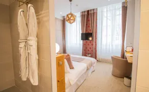 hotel des quinconces - Image 2