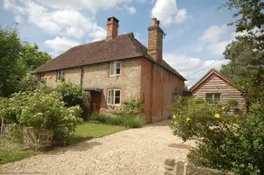 Rose Cottage - Image 3