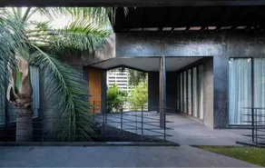 House Of Grey - Image 3