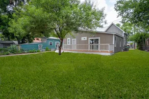 Brand New Remodeled 3BR2BA House Near Downtown - Image 3