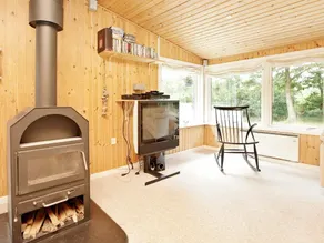 Contemporary Holiday Home in Oksbøl With Terrace - Image 2