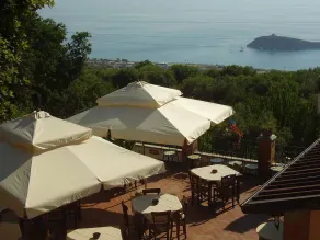 Agriturismo Montesalerno - Image 4