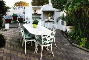 Milkwood Country Cottage - Image 4