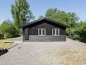 Attractive Holiday Home Hovedstaden by the Sea - Image 3