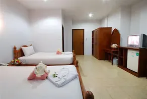 Holiday Guesthouse - Image 3