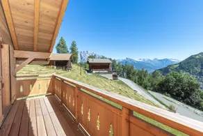 Chalet Le Cerf New Build Stylish Stay - Image 3
