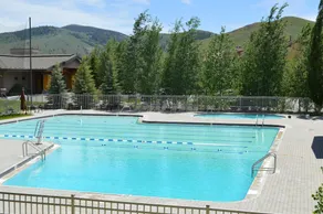 Ranch Condo 3580 - Image 3