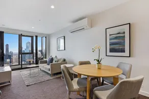Serviced Apartments Melbourne - Platinum - Image 3