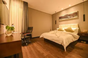 Vienna Classic Hotel Shanghai Hongqiao Airport National Exhibition and Convention Center Wuzhong Roa - Image 5