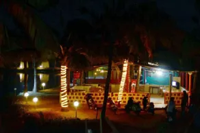 Om Lake Resort - Image 2