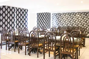 Hotel O Kohsheen Guest House - Image 4