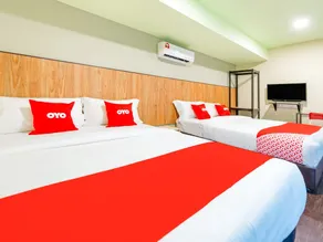Cool Hotel - Image 5