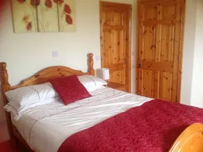 Loughrask Lodge Bed & Breakfast - Image 3