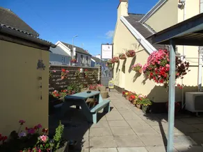 Pembrey Country Inn - Image 3