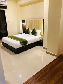 Hotel Abad Inn - Image 4