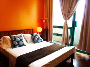 Manila Condo Home at Robinsons Place - Image 5
