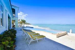 La Mouette Cable Beach Bahamian Villa - Image 3