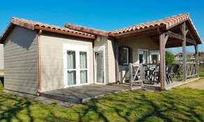 Bungalow With 2 Bedrooms in La Chapelle-hermier, With Pool Access and Furnished Terrace - 12 km From the Beach - Image 3