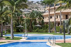 Lujoso apartamento con piscina interior - Image 3