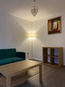 Beautiful 3-bed House in Birmingham City Center - Image 5