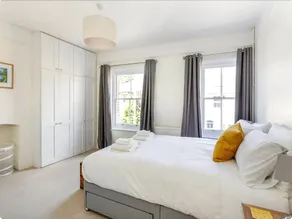 No. 28 Western Road - Image 3