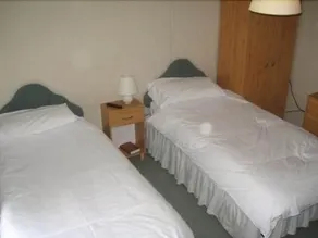 Holland Arms Hotel - Image 3