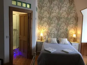 Bank Guest House - Image 3