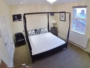 The Penny Lane Hotel - Image 2