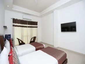 OYO 5474 Hotel Aries - Image 4
