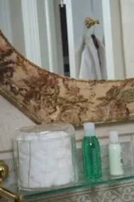 Julia's Bed & Breakfast - Image 4