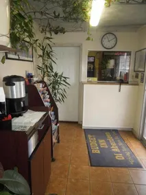 Budget Inn of Aberdeen - Image 2