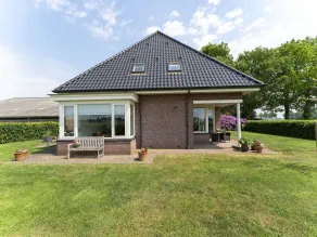 Tranquil Holiday Home in Balkbrug with Garden - Image 2