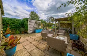 Sunset House - Image 4
