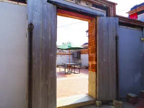 H&Y House - Image 3