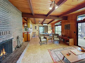 New Listing! Martys Lakehouse W/ Boat Dock 3 Bedroom Home - Image 2
