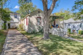 Charmer Close To Dt Austin- Large 4bd/3ba + Hottub 4 Bedroom Home - Image 3