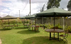 Golden Gates Hotel - Image 4