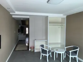 Chang Xing Yuan Zhong Hotel - Image 4