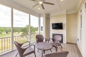 Spacious Home With 4 Master Suites In Quiet Community 4 Bedroom Home by Redawning - Image 2