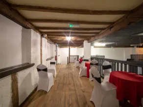 Tudor Oaks Lodge - Image 5