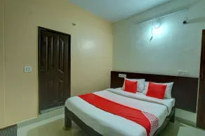 OYO Soans Comforts - Image 2