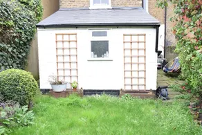 1 Bedroom Home With Garden Near Dalston - Image 4