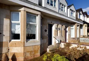 Warm and Welcoming Villa, Perfect Home From Home - Image 5