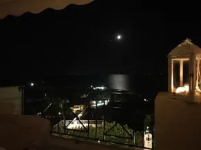Luxury House near Sea with Public Pool - Image 3