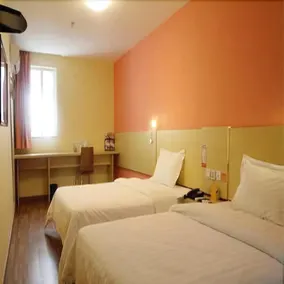 7Days Inn Zhongshan Daxin Railway North Station - Image 3