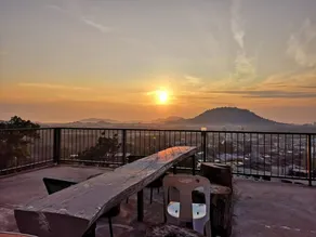 Sunrise House Phuket - Image 4